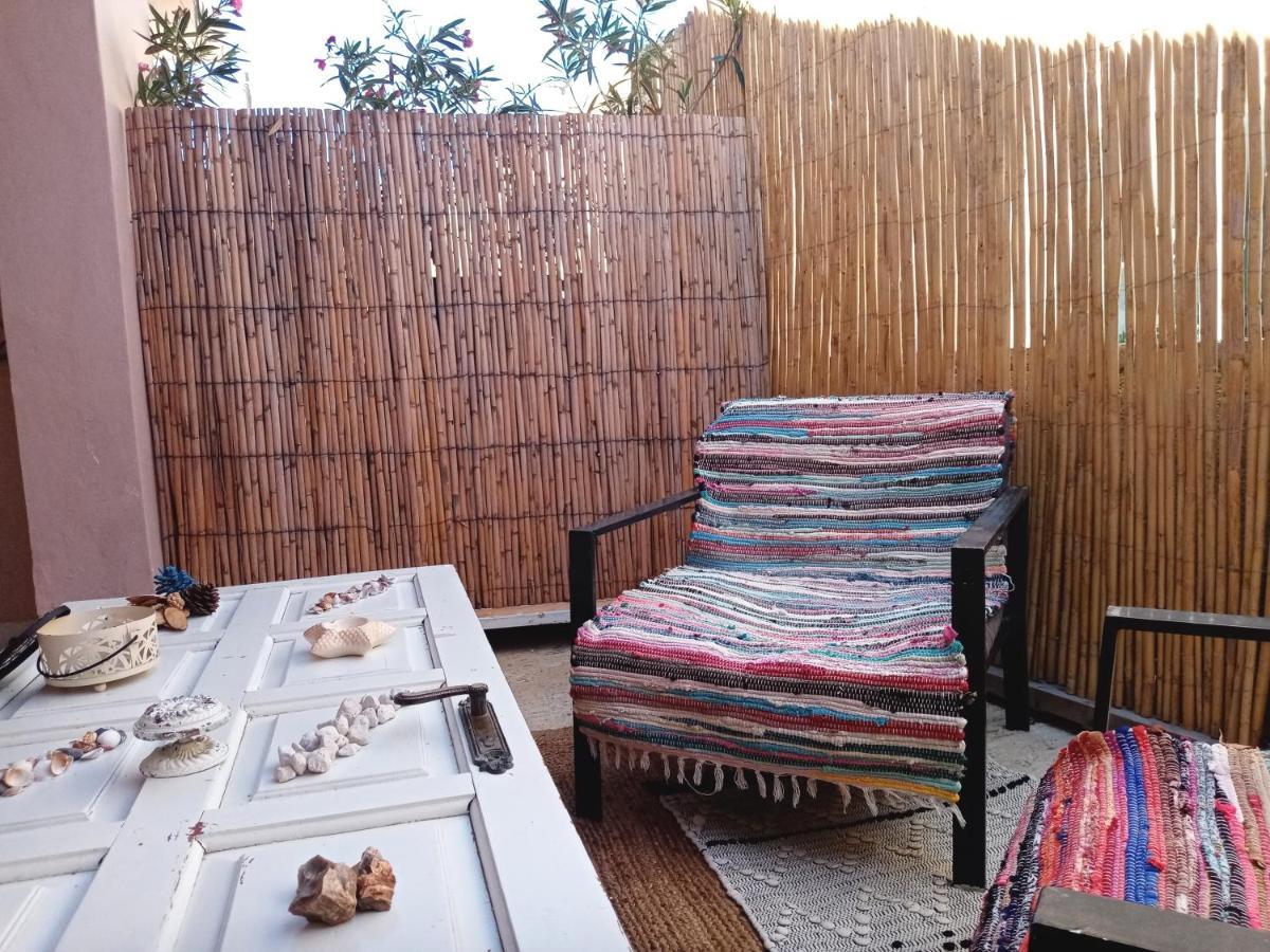 Votsalon House Hostel *